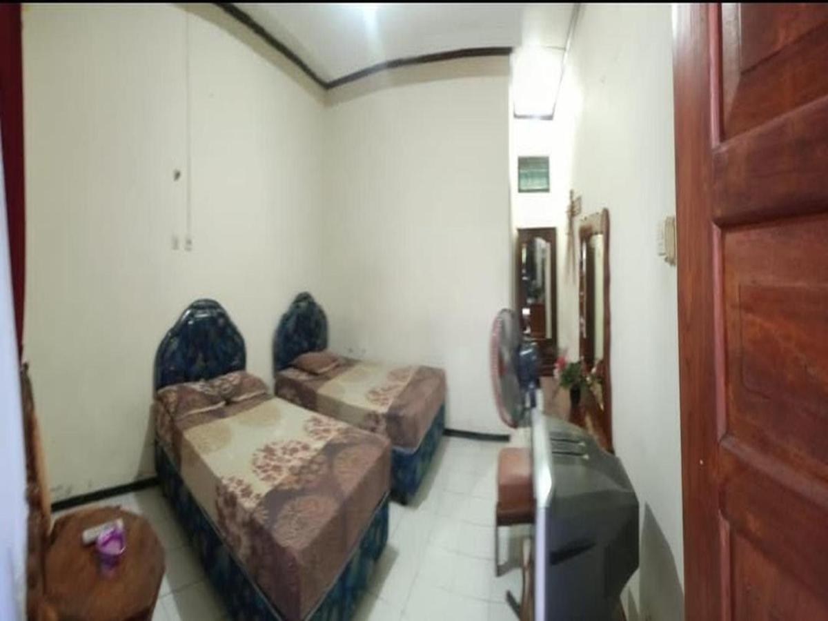 Bali Asri Pacitan Exterior foto