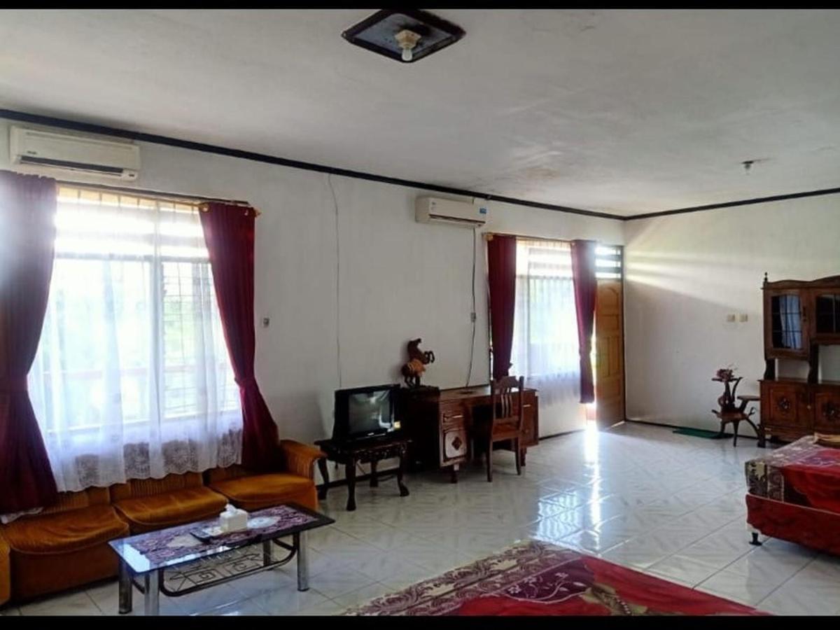 Bali Asri Pacitan Exterior foto