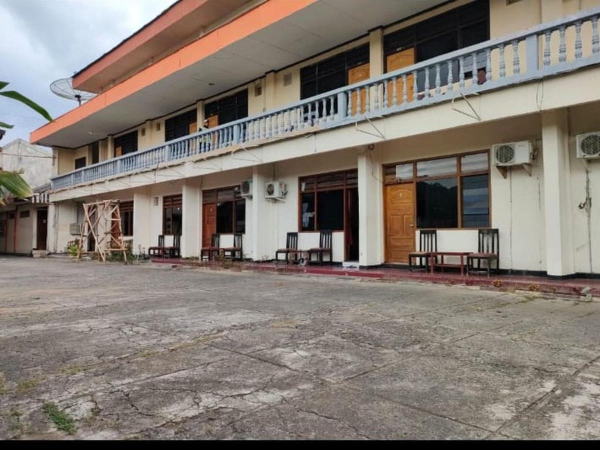 Bali Asri Pacitan Exterior foto