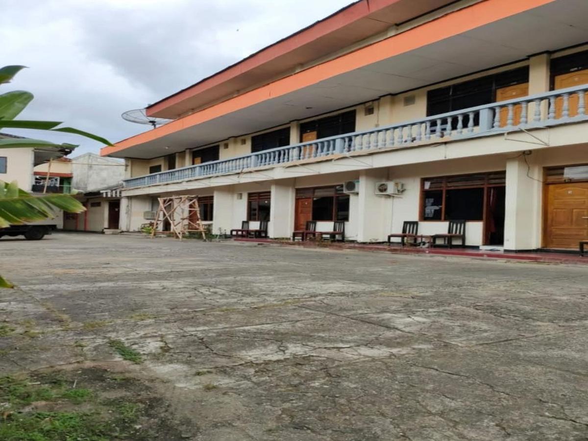 Bali Asri Pacitan Exterior foto